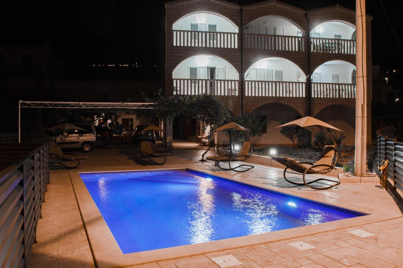 Unforgettable Sea View Apartments Bakota Podstrana Bagian luar foto