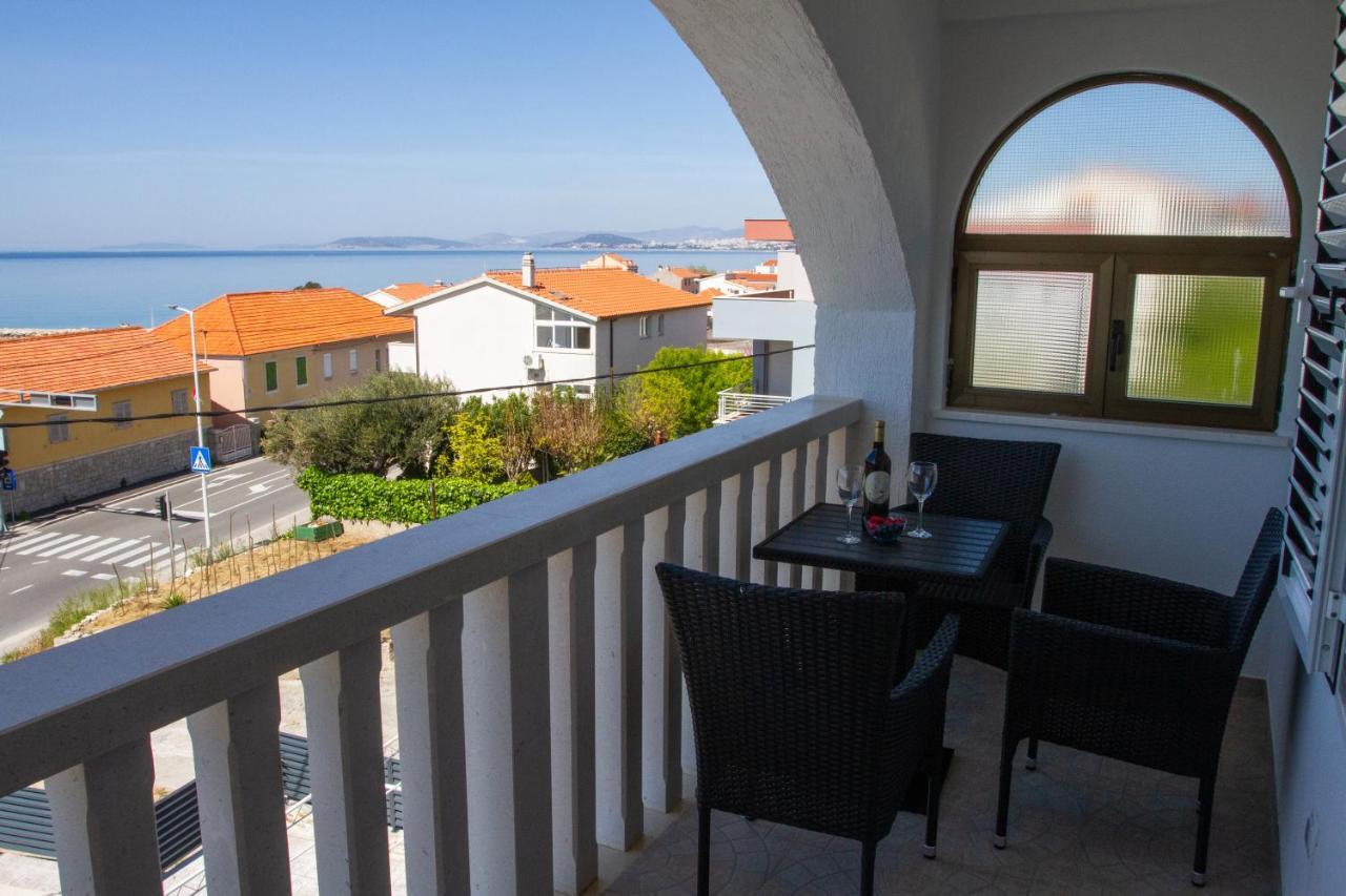 Unforgettable Sea View Apartments Bakota Podstrana Bagian luar foto