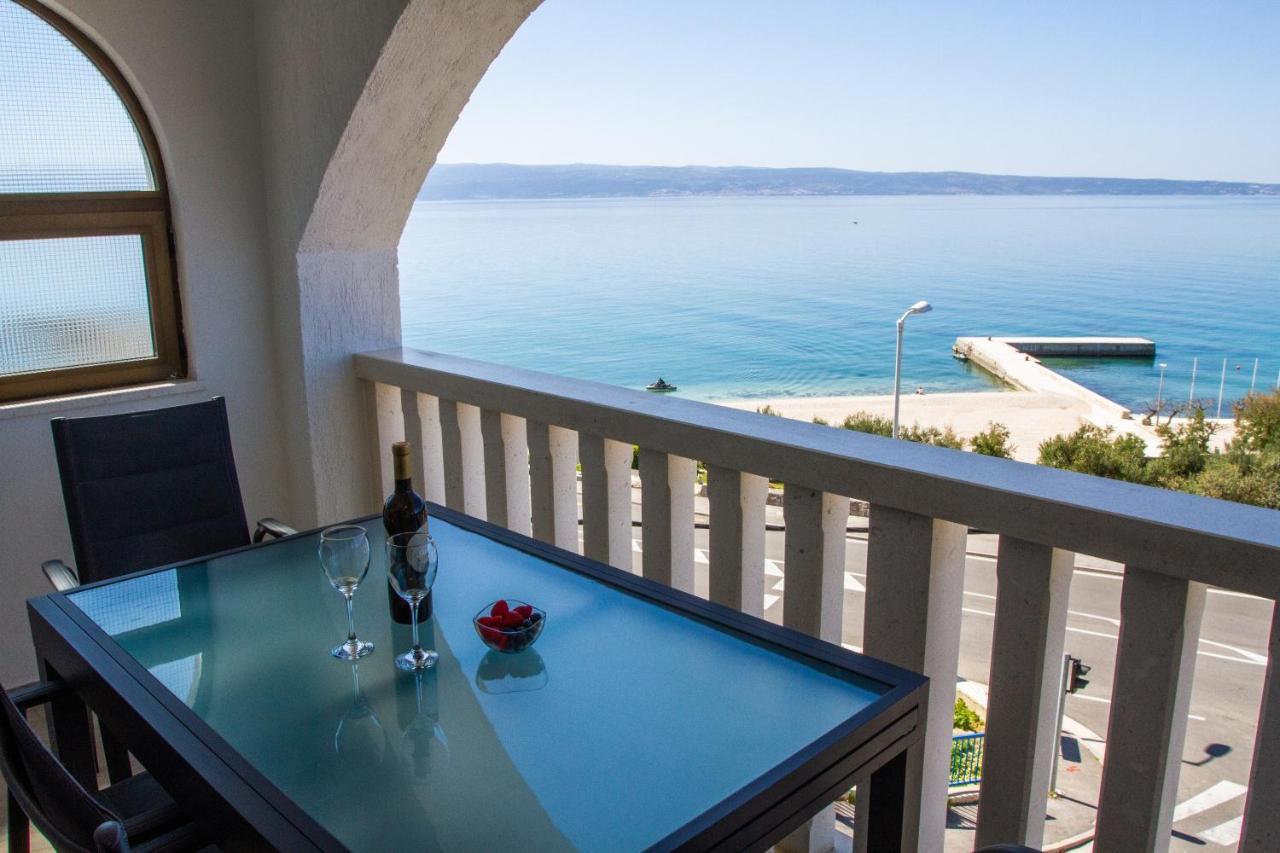 Unforgettable Sea View Apartments Bakota Podstrana Bagian luar foto