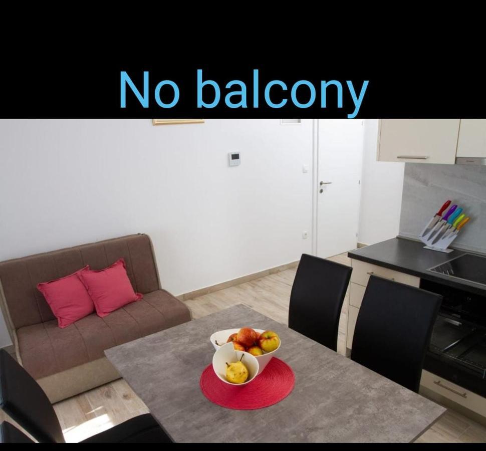 Unforgettable Sea View Apartments Bakota Podstrana Bagian luar foto