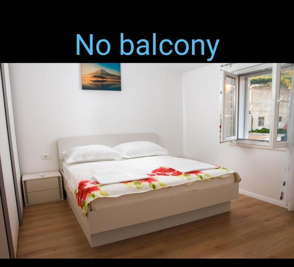 Unforgettable Sea View Apartments Bakota Podstrana Bagian luar foto